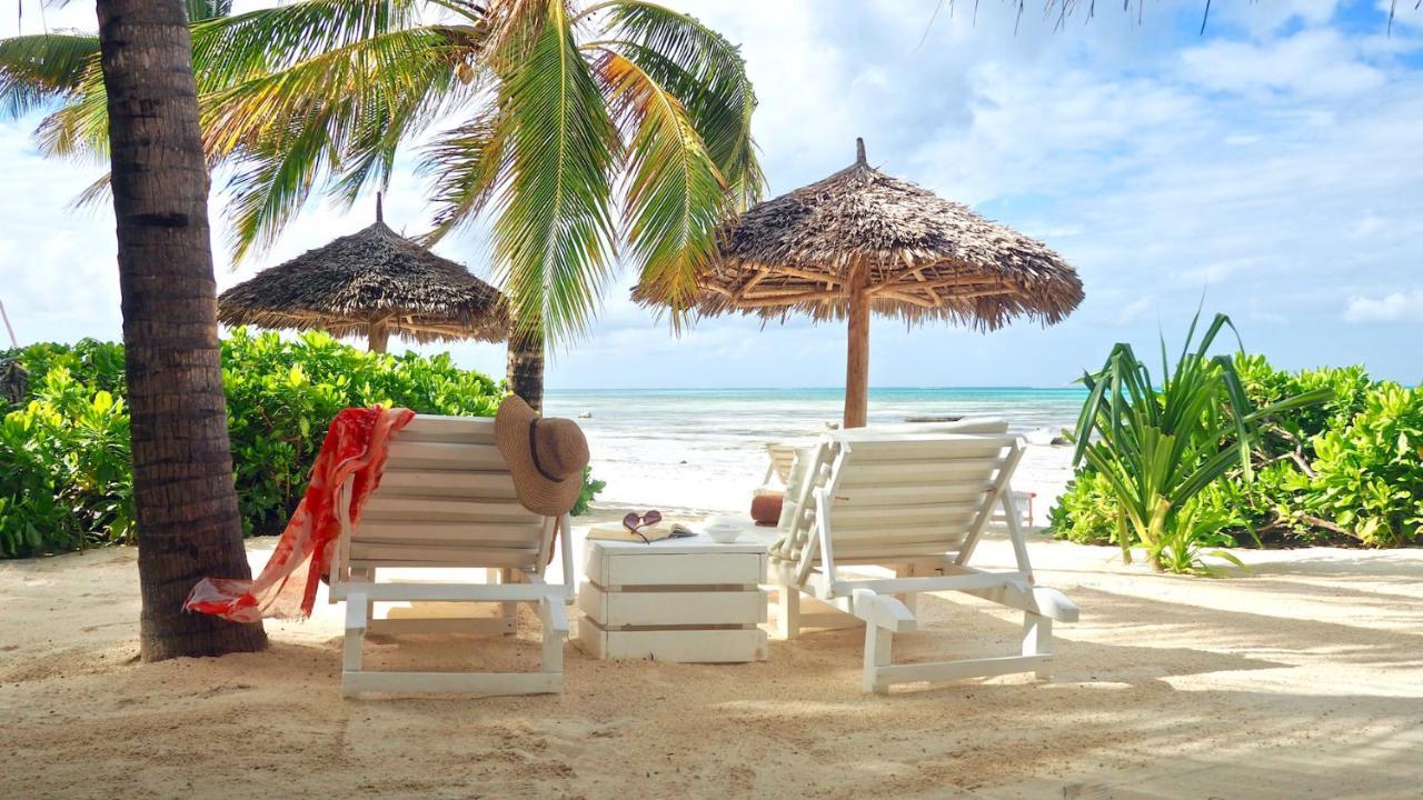 גאמביאני The Loop Beach Resort (Adults Only) מראה חיצוני תמונה