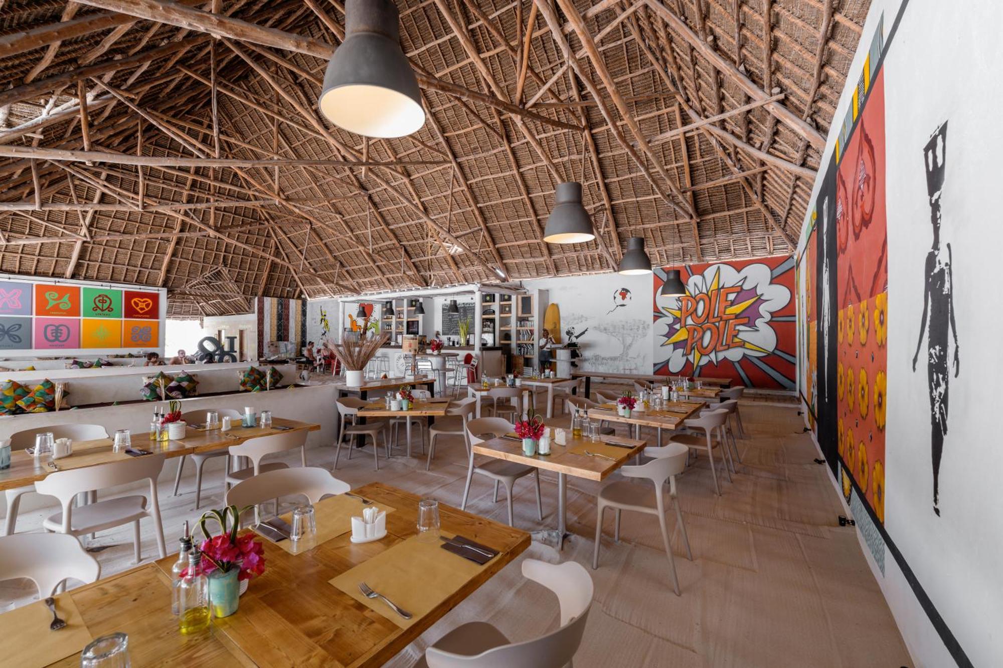 גאמביאני The Loop Beach Resort (Adults Only) מראה חיצוני תמונה